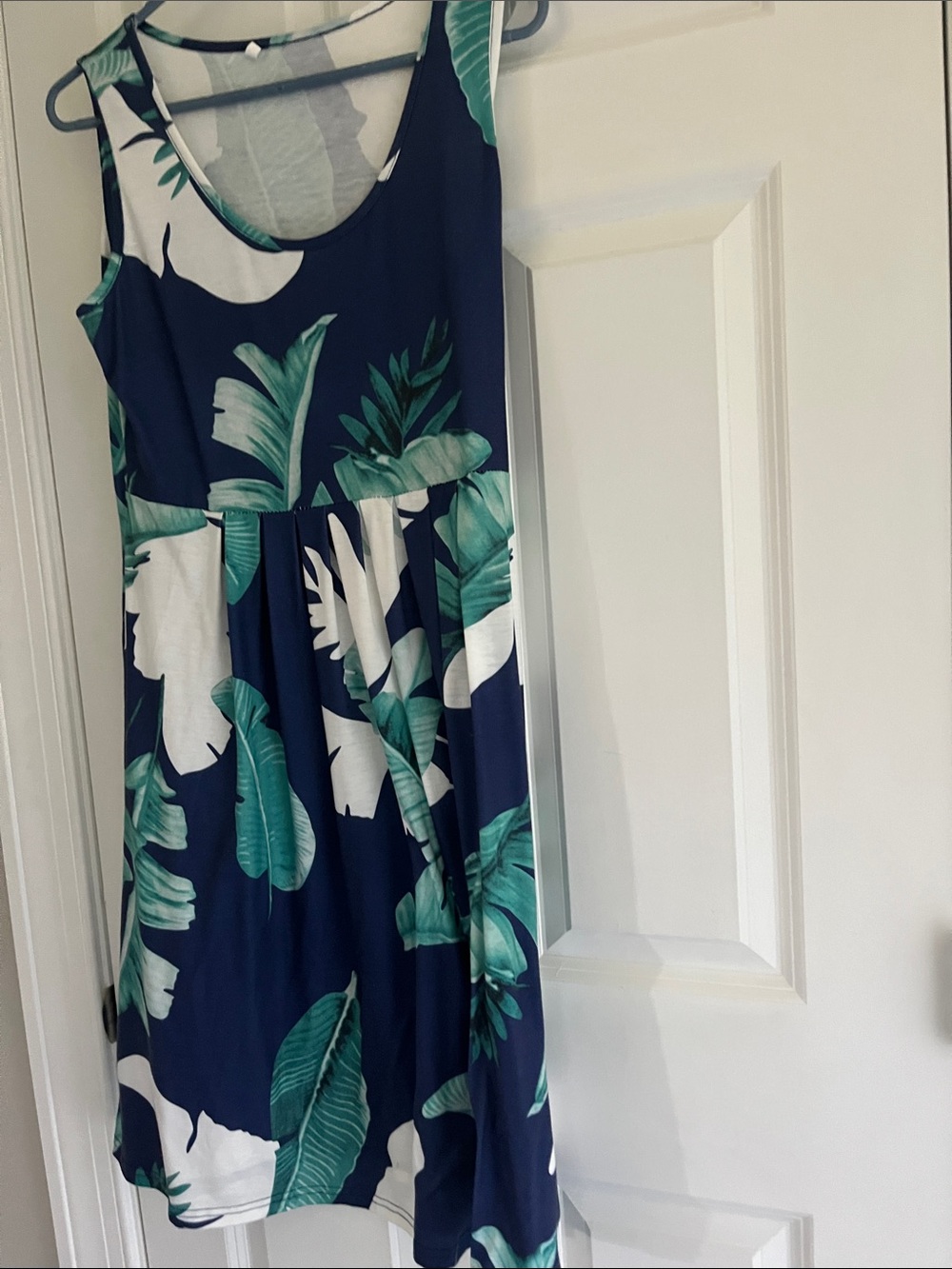 Casual sleeveless white, green and blue bold bright Tropical style, Sundress!